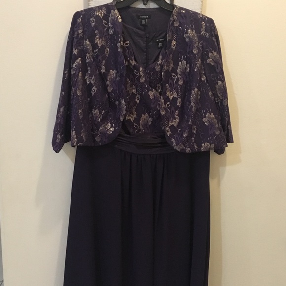 le bos embroidered 2 piece jacket dress Short Mother of the Bride 2 Piece Lace Jacket Dress main image 1